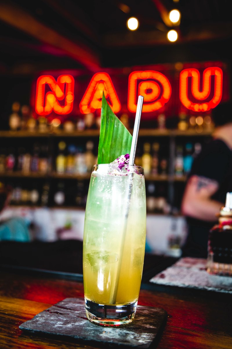 Sipping our way into the weekend on this delicious RAVANA SODA! 🍹😍⁣
⁣
The fruity sweetness of banana liqueur and orgeat, Mount Gay Eclipse and Plantation Xaymaca rum blend, with a smattering of South Asian spices and a nice sparkling fizz of soda! 🤤