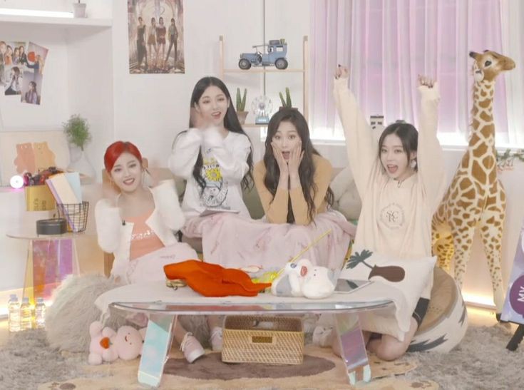 FLUKF1CVcAAfY4o?format=jpg&name=900x900