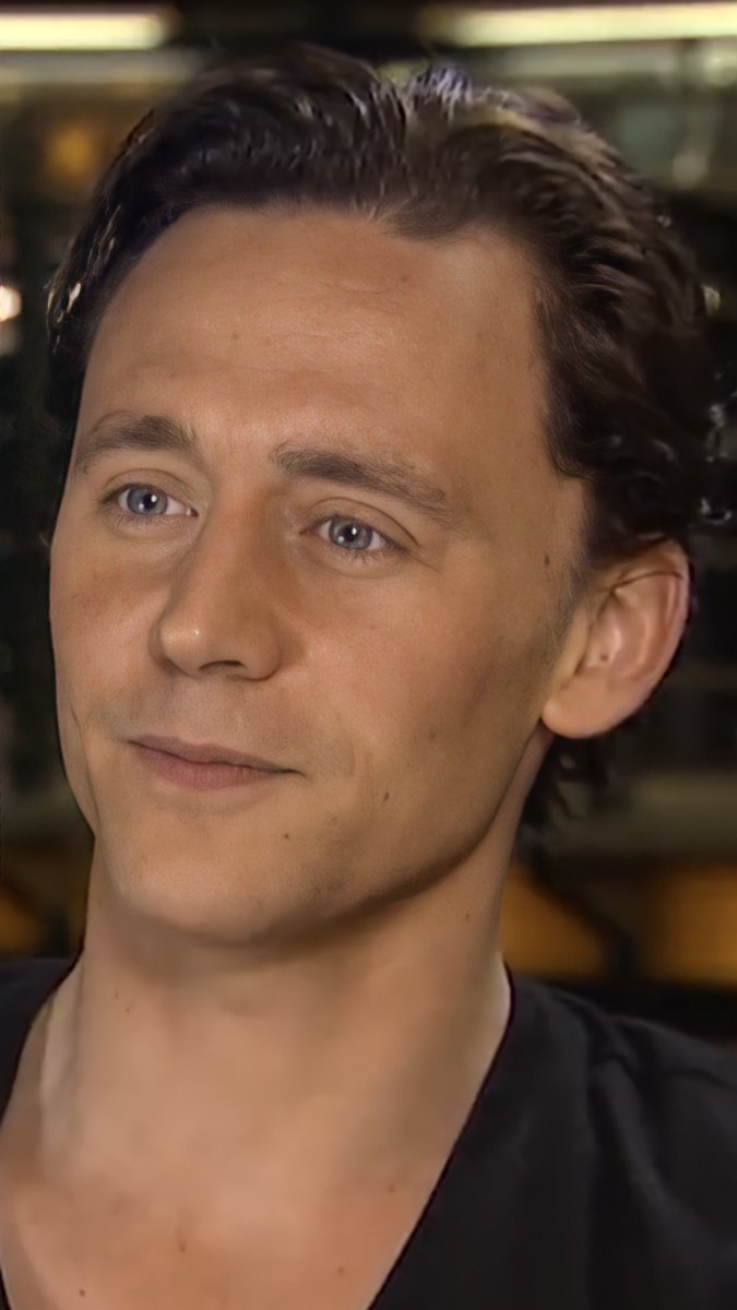 HiddlesPage_'s tweet photo. #TomHiddleston #Lokiday https://t.co/8cTy4n5iUk