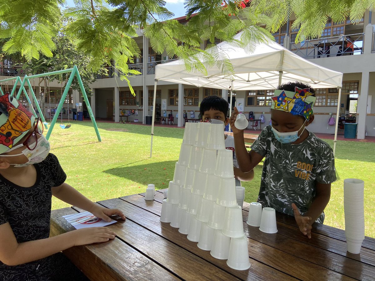 “We have to work as a team.” “Maybe my idea is hard.” “Let’s try again and never give up!” Rich dialogue on #Perseverance came out of our #looseparts #STEAM challenge What can you build with 100 cups? #AISMlearns