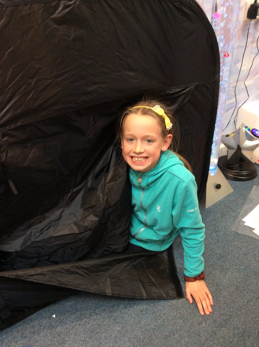 MapleClass_RE's tweet image. For those who chose Worry Workshop, they’ve had a great time learning about the brain and how to deal with their worries 😃