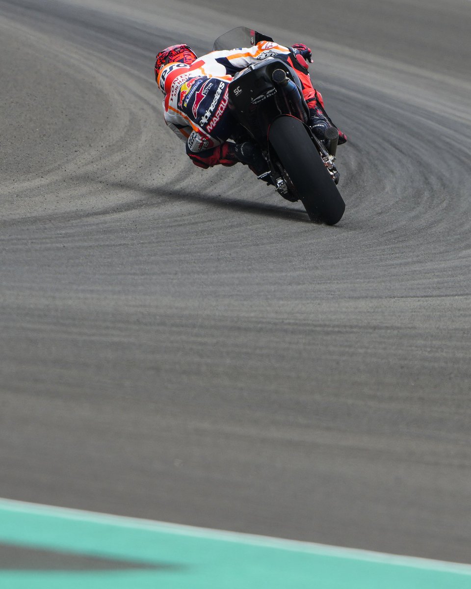Primer día de test en el Mandalika Circuit 😍
First day of test at the Mandalika Circuit!

#MM93 #MandalikaTest #indonesia