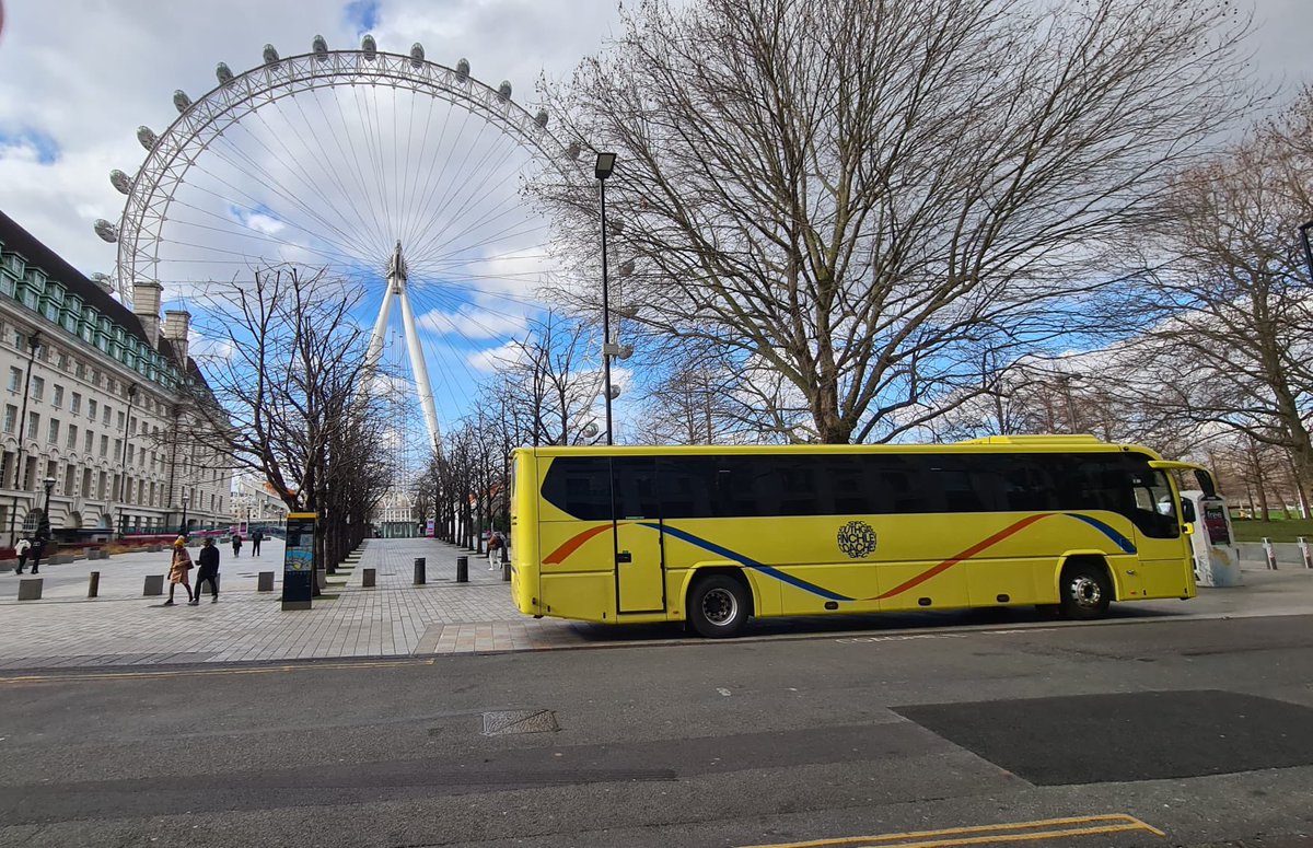 sfccoaches's tweet photo. It’s great to be out and about in London again after 2 long years it feels like there maybe a small glimmer of light at the end of the tunnel photo by our driver Alex https://t.co/OJEc9z21OW