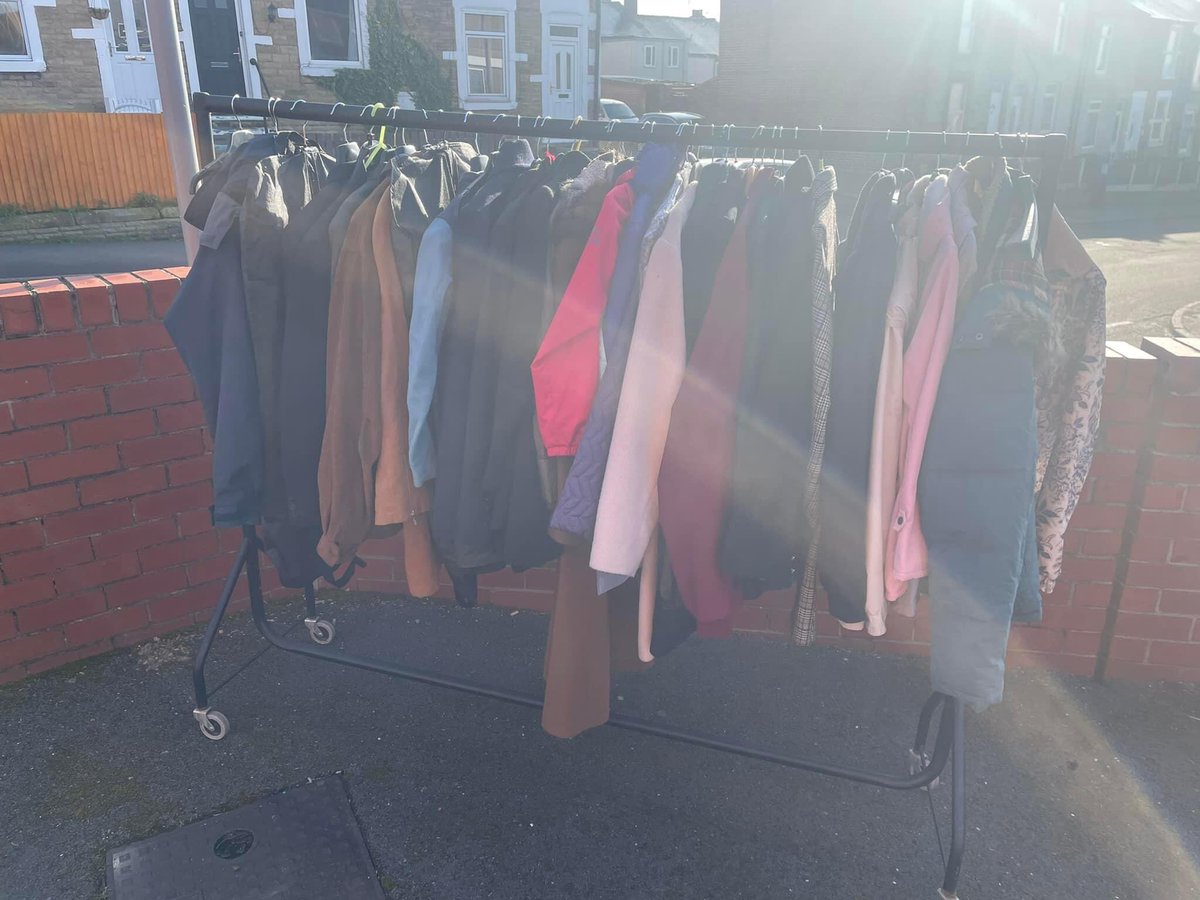 If anyone is in need of a coat, one of our fabulous local causes The Salvation Army have a rail outside their base in Goldthorpe. Just help yourself 😊.