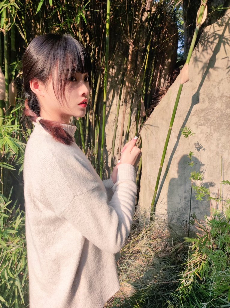 Chinese_MGirl's tweet photo. 初春还是有些冷 https://t.co/OjinlwNdjy