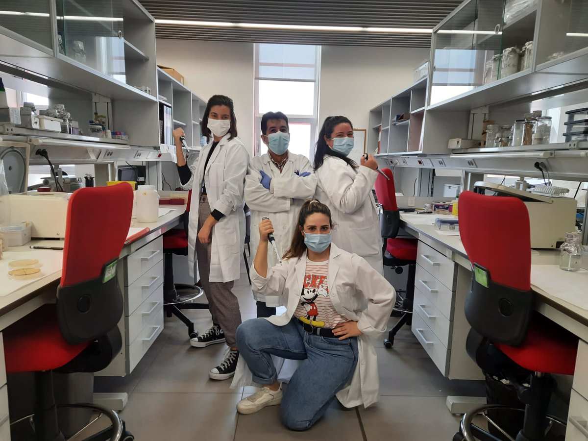 Olga_ocg's tweet photo. Orgullo de grupo en el @ibfg_es https://t.co/FKfCogvdFe