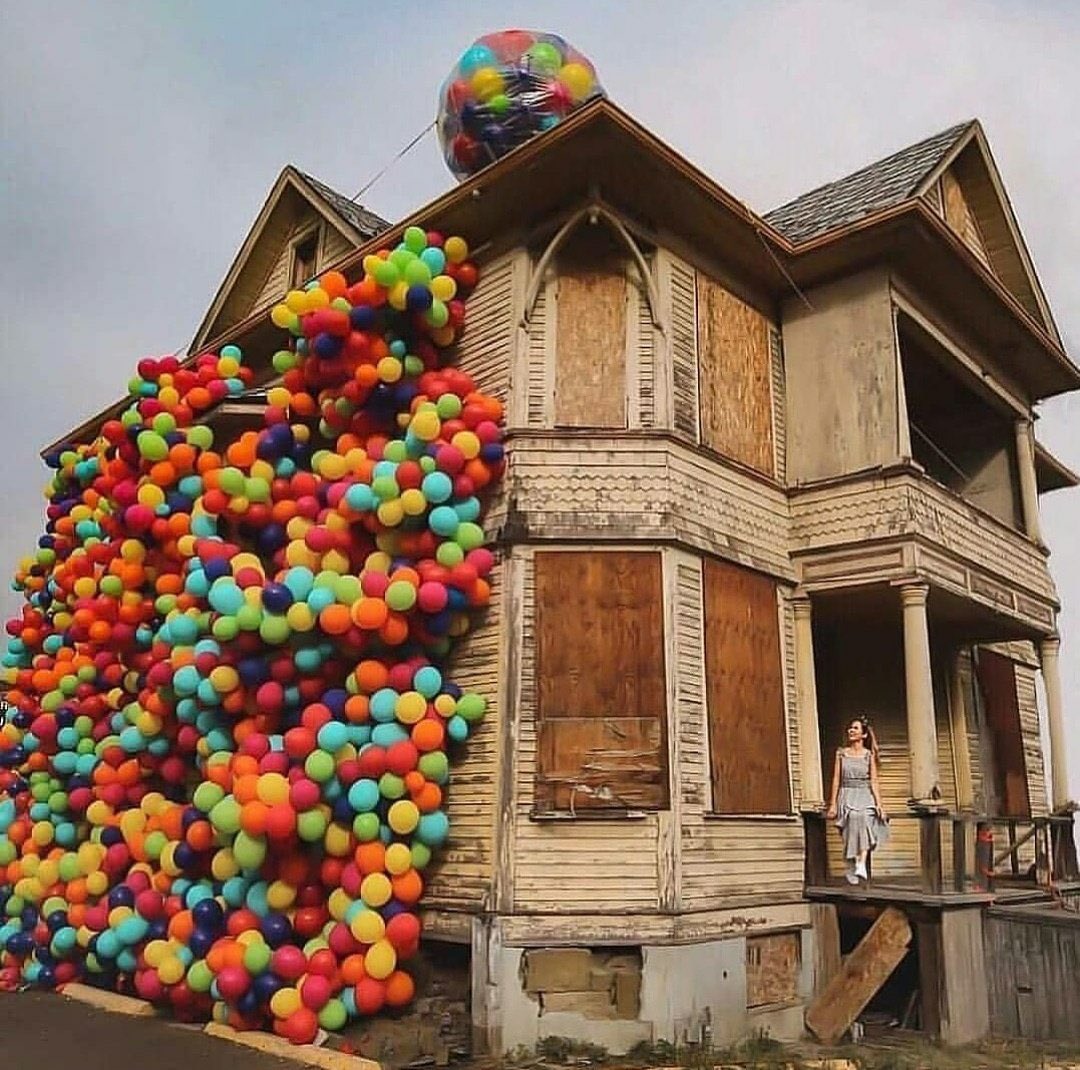 Gogebakalimmm's tweet photo. Renkli balonlar,
Papatyalar.
Senin gülüşünde umut var. https://t.co/FaSNu8rEYo