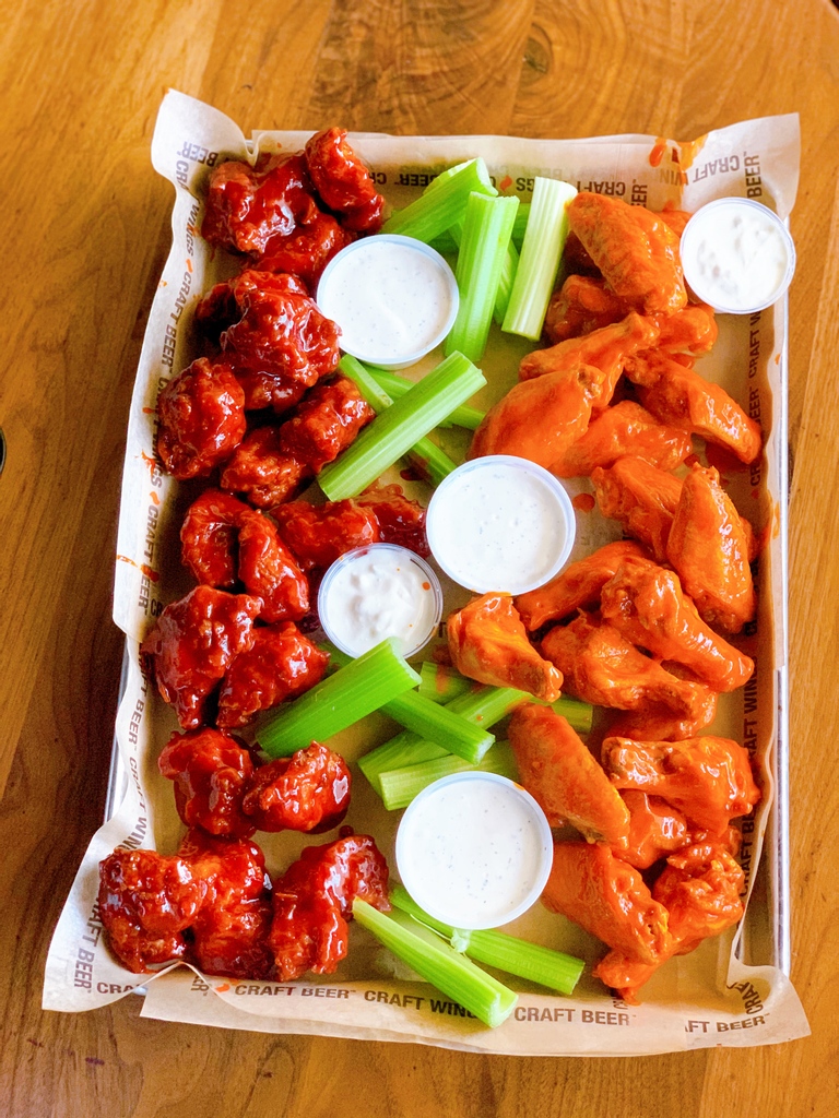 BWingFactory's tweet image. Get your Super Bowl orders in at buffalowingfactory.com/locations!