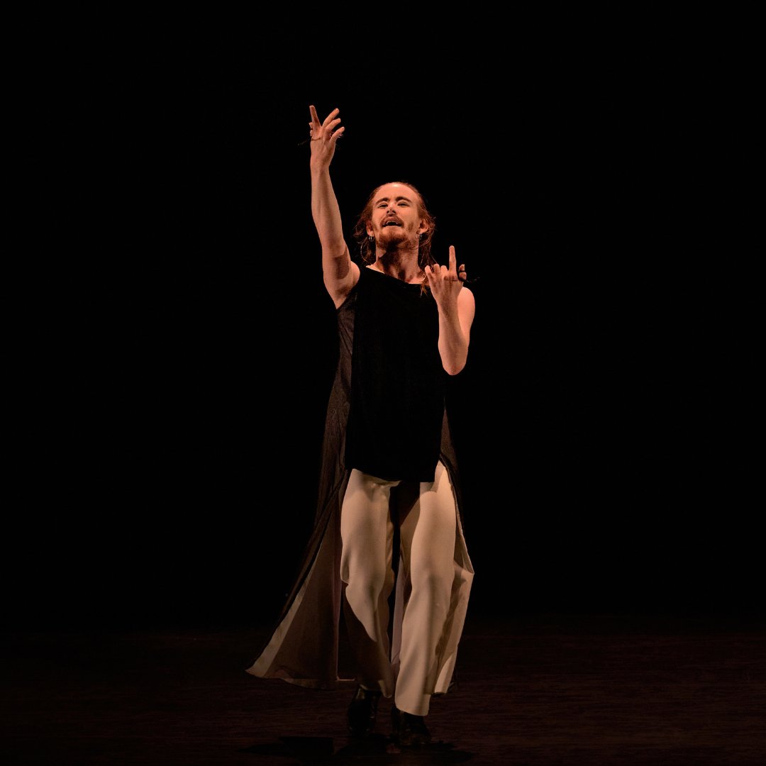 RajatablaDanza's tweet photo. Seguimos con #ANEMOI en 2022. 
📸Fotos: @marcosgpunto
@esthertablas @mikamicona @MATEL_Cultura https://t.co/e7NGuKQwYM