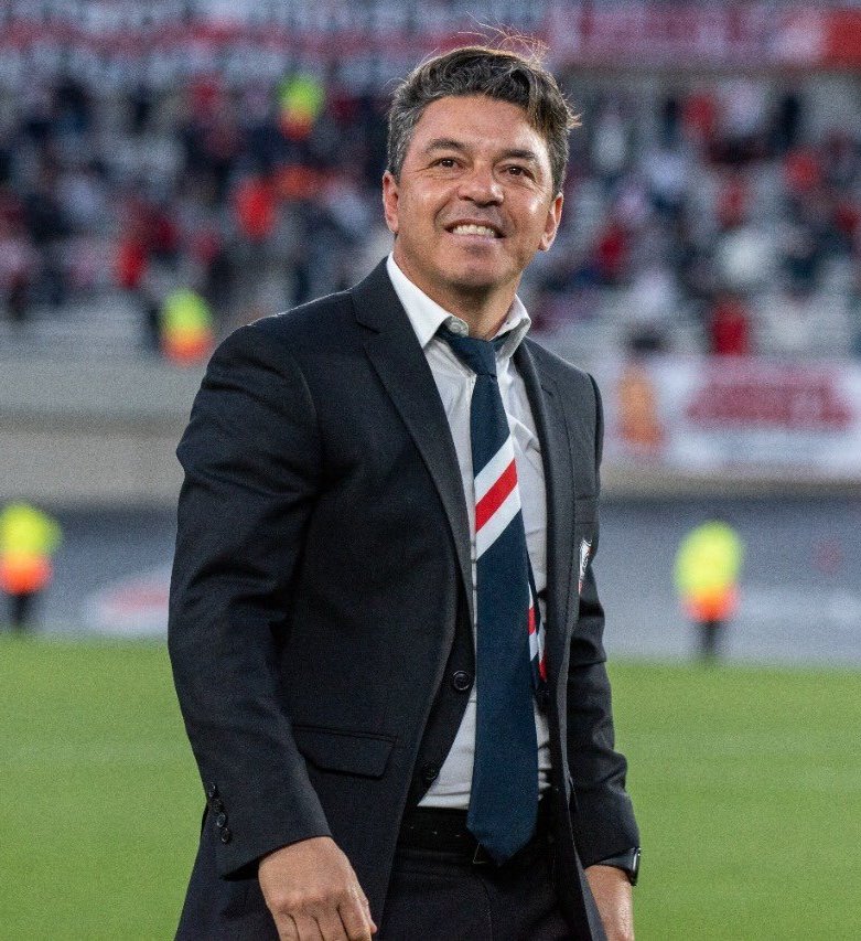 juanbalbi9's tweet image. Gallardo y Guardiola no se conocen, pero se admiran mutuamente. Liderazgo, obsesión, pertenencia y fútbol ofensivo. Del fenómeno River al fenómeno Manchester City. El juego de los paralelismos y los puntos que unen a los técnicos. Hoy en @LANACION ⚽✍️

lanacion.com.ar/deportes/futbo…