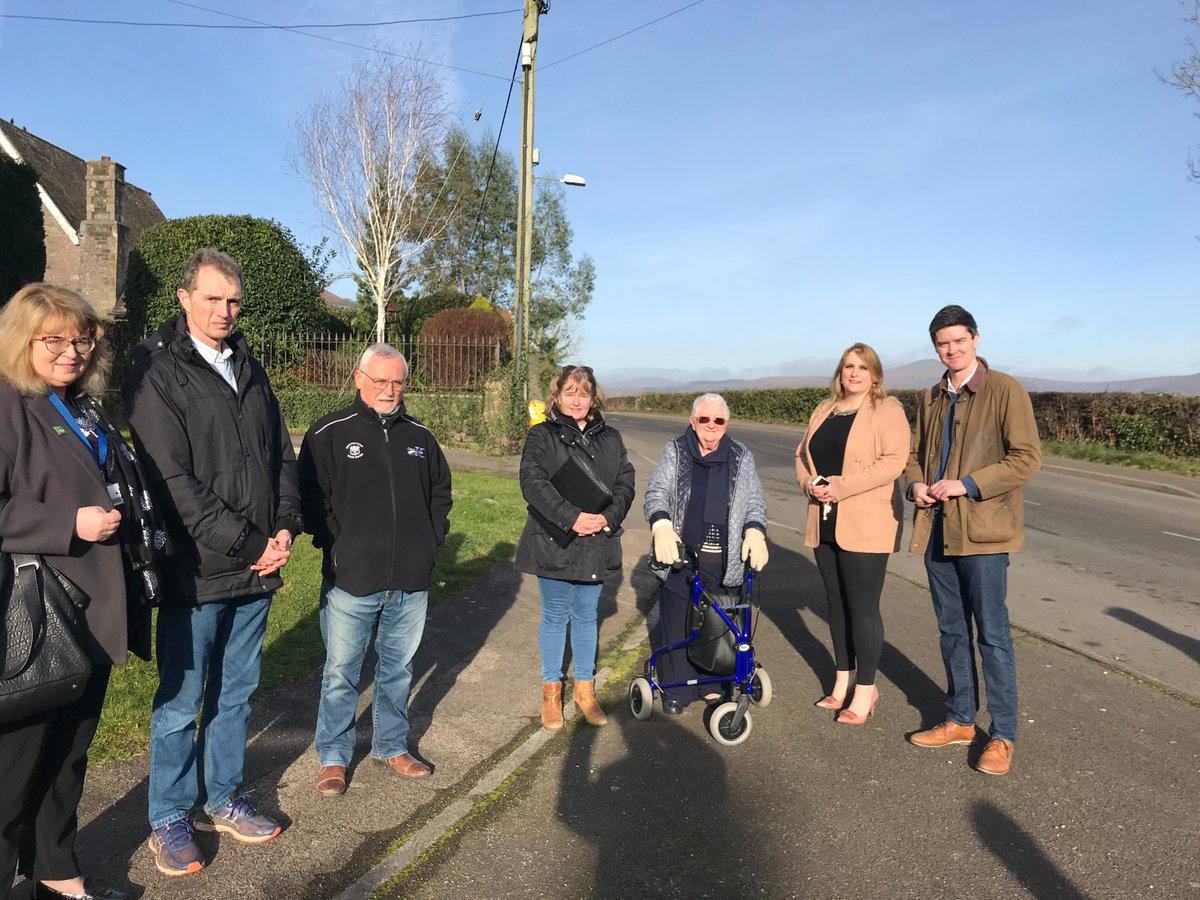 hannahhjjarvis's tweet image. @TomosDafydd and I enjoyed meeting Llanellen residents this morning for a frank &amp;amp; informative chat about road safety in the village. We're working hard alongside @DavidTCDavies @RichardJohnRJ and @Jane4MCC to see how best to tackle the issue. Thanks to all of you for joining us.