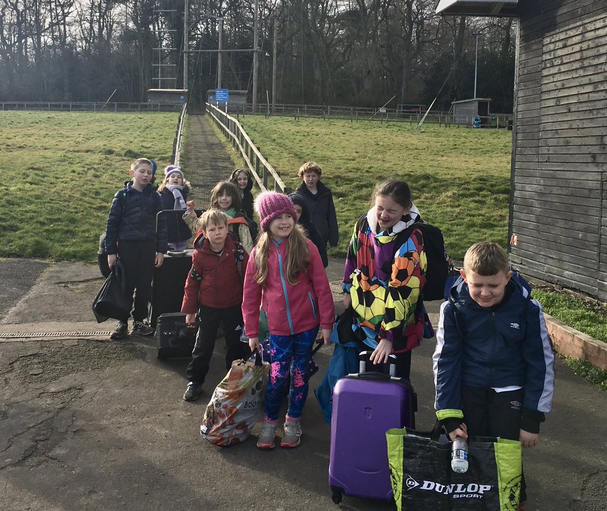 CastleCarrock's tweet photo. Last lunch and on our way home now. See you all soon! Thanks @DukeshouseW ! #Class3DoesDukeshouse https://t.co/zH11aRY7Kf