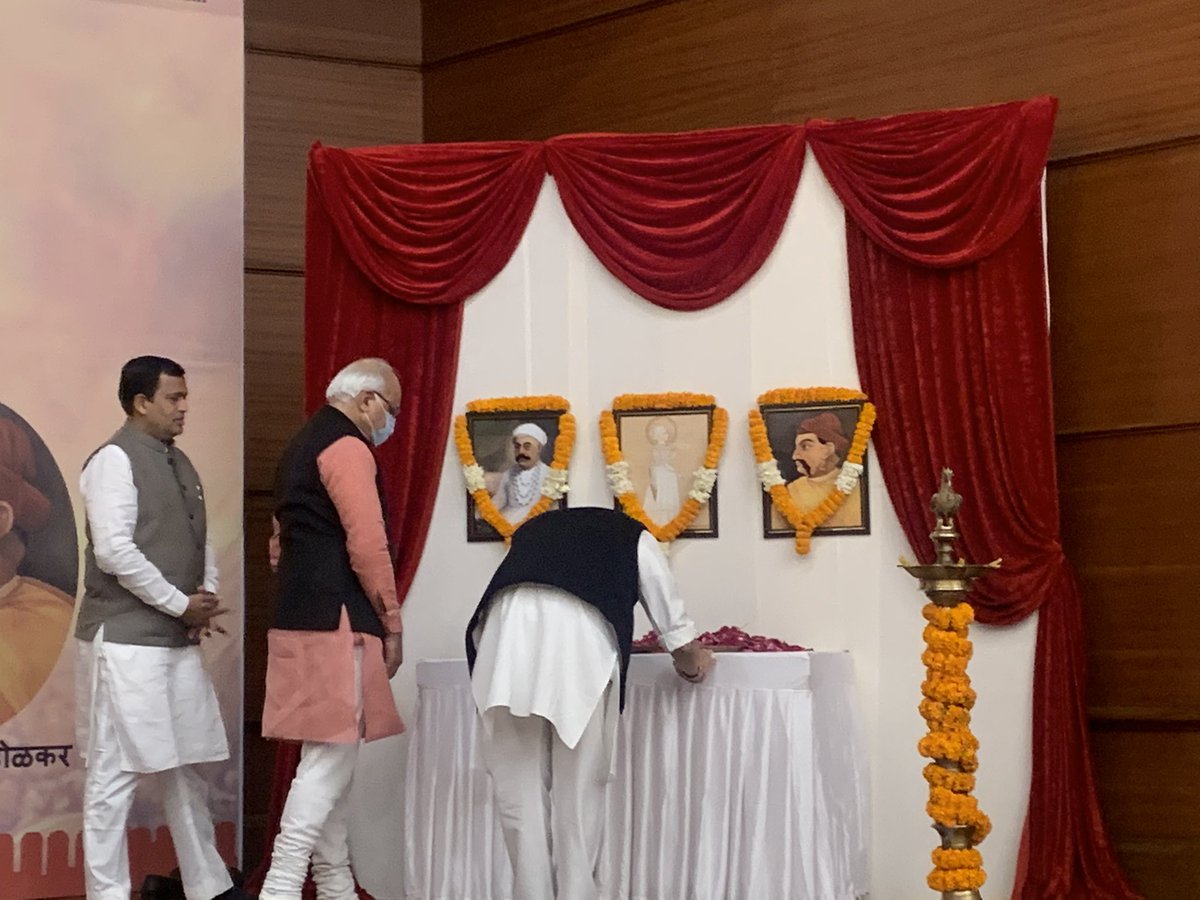 दिल्ली पर राजश्री महादजी सिंधिया के नेतृत्व में मराठों की विजय की २५१वीं वर्षगांठ के गरिमामय अनुष्ठान “ दिल्ली विजयोत्सव” में सम्मिलित होकर गर्व की अनुभूति हुई। <a href="/Vinay1011/">Vinay Sahasrabuddhe</a> <a href="/rmponweb/">Rambhau Mhalgi Prabodhini</a>