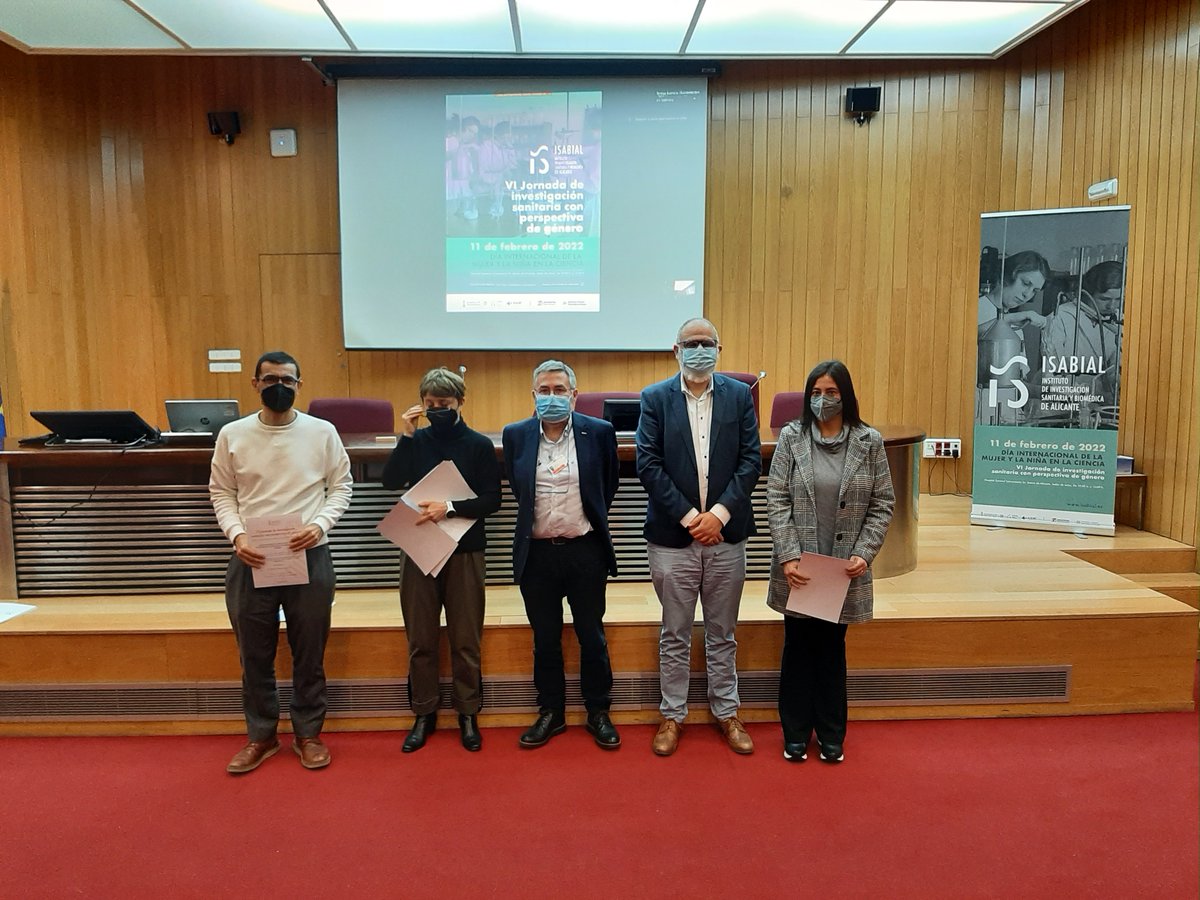 isabial_iis's tweet photo. 💜 #11F2022 #diamujeryninaenlaciencia
🔬👧#ISABIALWomenInScience
📋 Entrega de 🎖️ reconocimientos de @GVAsanitat a los 20 trabajos seleccionados con perspectiva de género.
👏🏻👏🏻👏🏻 ¡Enhorabuena a las y los agraciados/-as y gracias por vuestro esfuerzo! https://t.co/cqC9ngcXCo