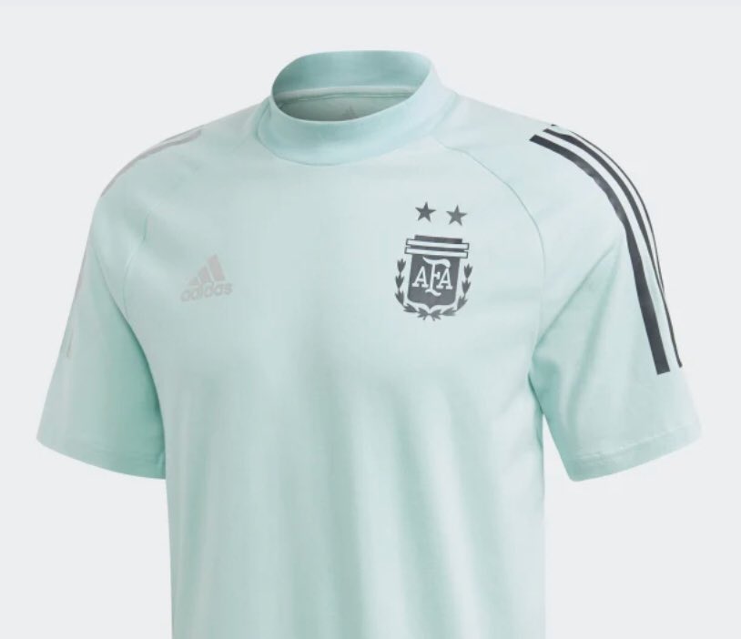 Patrici84141048's tweet photo. Cuello alto sisi está bien . @CAB_oficial #athix #banfield https://t.co/994F0P9779