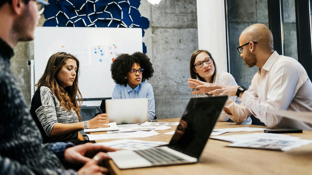 ccmconsultancy's tweet photo. How Leaders Can Create A Safe And Open Organizational Culture: Empowering The Organization And Everyone In It https://t.co/oAsgpnKQfv #management #humanresources #digitalmarketing #technology #creativity #future https://t.co/JB90k6Va7u