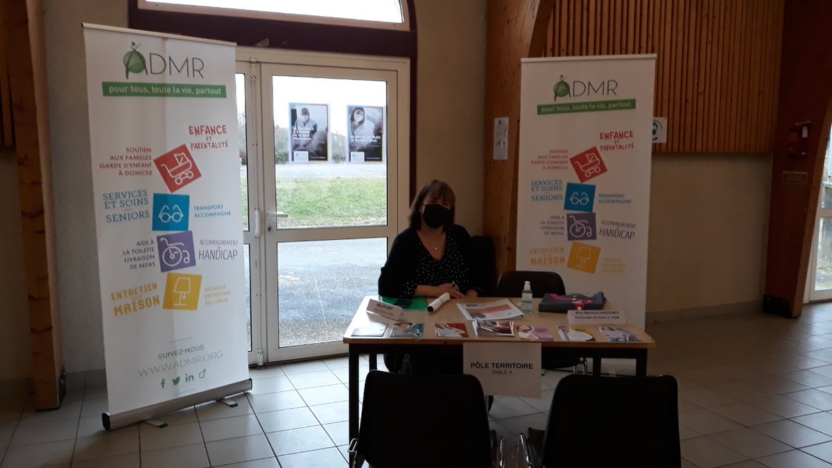 L'ADMR du Lot,  a participé au Forum des métiers du Lycée des Territoires du Montat.
Ce fut l'occasion de rencontrer des élèves de la filière SAPAT, les futurs professionnels du service à la personne. 
Les échanges sous forme de dating ont été intéressants et curieux