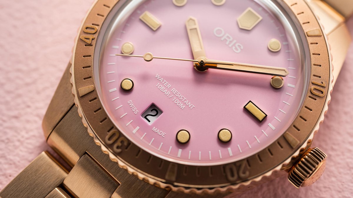 Forget the chocolate. Give something sweeter this Valentine's Day, with our client <a href="/oriswatches/">Oris SA</a>' Sixty Five Bronze "Cotton Candy" watch. 

#Oris #GoYourOwnWay #OrisWatches #ClientLove