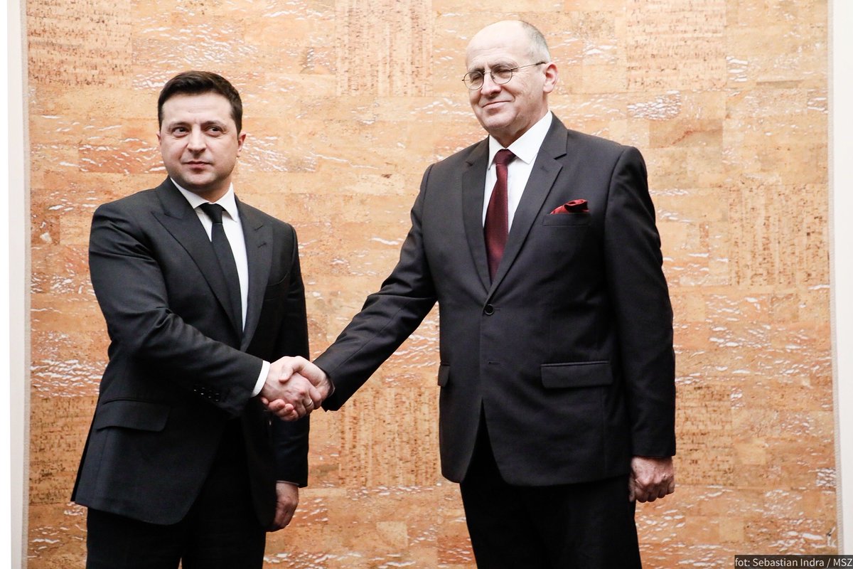 W Charkowie trwa spotkanie Prezydenta Ukrainy ⁦<a href="/ZelenskyyUa/">Volodymyr Zelenskyy / Володимир Зеленський</a>⁩  i Ministra SZ RP ⁦<a href="/RauZbigniew/">Zbigniew Rau</a>⁩