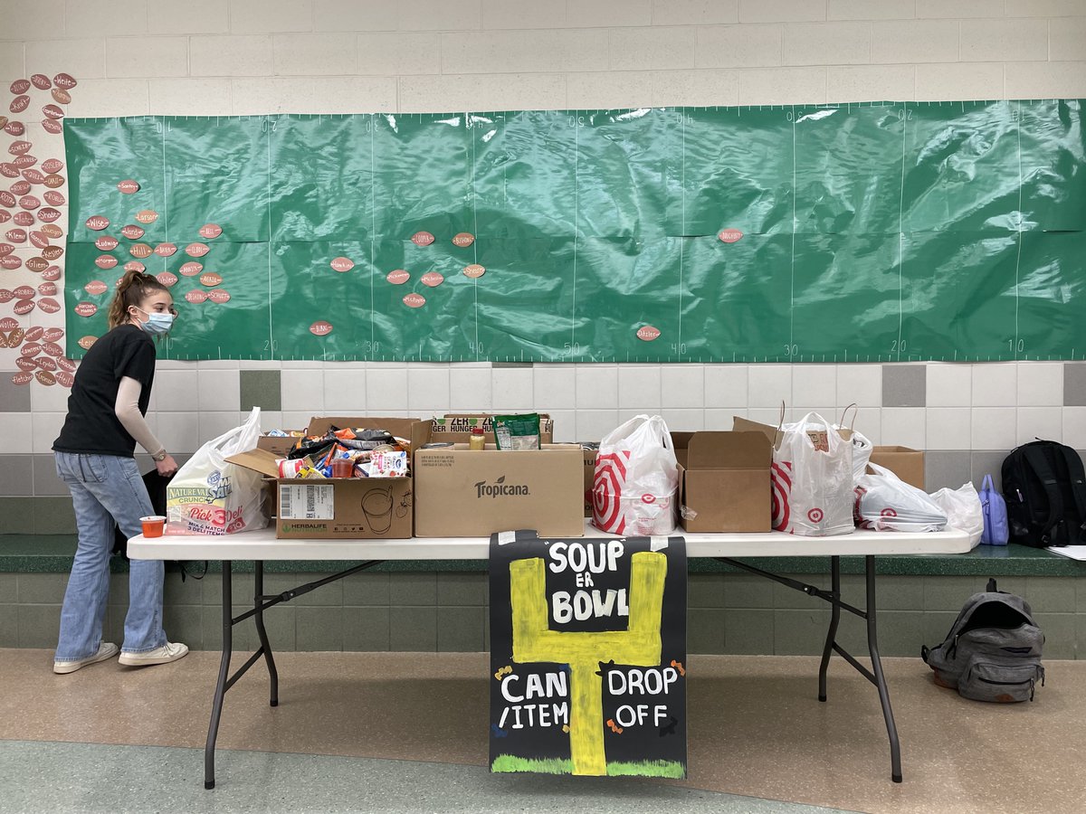 CDHSRams's tweet photo. S/O to CDHS Key Club &amp; @CDHSfccla  for hosting a SOUPER BOWL collection. The students collected over 1,500 items. Amazing Job! #selflessness #RAMSpride https://t.co/YAspPzq1Zv