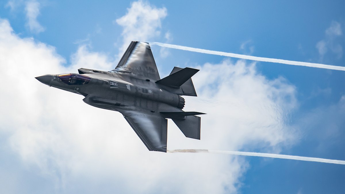 Lockheed Martin tweet media
