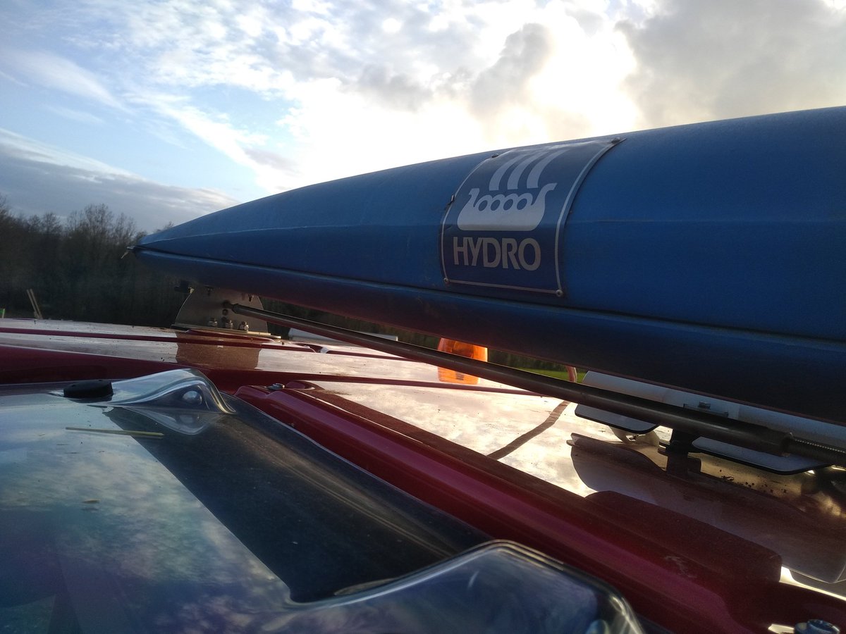 sylagri's tweet image. Installation de @YARA_france #Nsensor sur la cabine du tracteur , c&apos;est pas simple , mais le modulation de débit , c&apos;est meilleur maîtrise des Engrais et au prix de ce dernier ,c&apos;est pas du luxe .😅