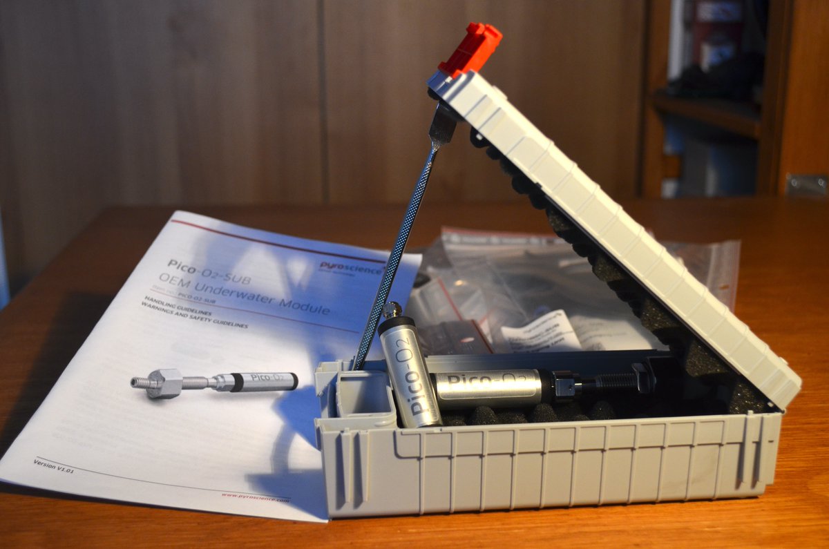 FishResp's tweet image. Thank you so much @PyroScience for sponsoring our new project called FieldResp🥳

We were dreaming of building a field #respirometry station for years. Now, due to your cutting-edge DO sensors that can be easily integrated with open electronics modules, all our dreams come true!