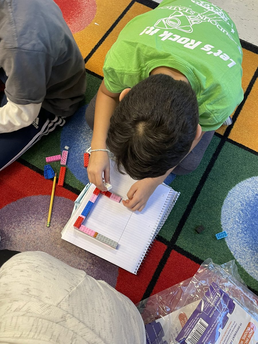 MrsALowe2's tweet photo. Today is finally the day! My students get to build and measure out their own piggy banks. We are starting our money unit and as my kiddos earn money to spend at my store, they have to design a piggy bank to keep it all safe & organized. 💰#LetTheCreativityFlow #ChallengeAccepted https://t.co/X3tdyNFJZn