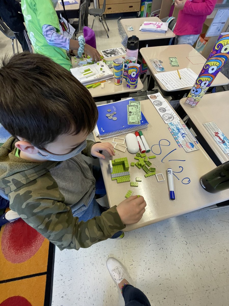 MrsALowe2's tweet photo. Today is finally the day! My students get to build and measure out their own piggy banks. We are starting our money unit and as my kiddos earn money to spend at my store, they have to design a piggy bank to keep it all safe & organized. 💰#LetTheCreativityFlow #ChallengeAccepted https://t.co/X3tdyNFJZn