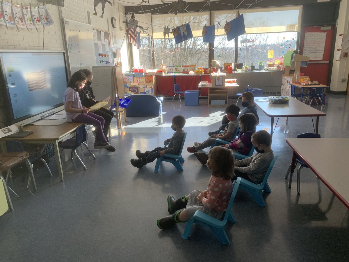 Thanks 4th grade for coming in first thing to read to PK <a href="/RSD6_Principal/">LShuhi</a> <a href="/alisaw3/">Alisa Wright</a>