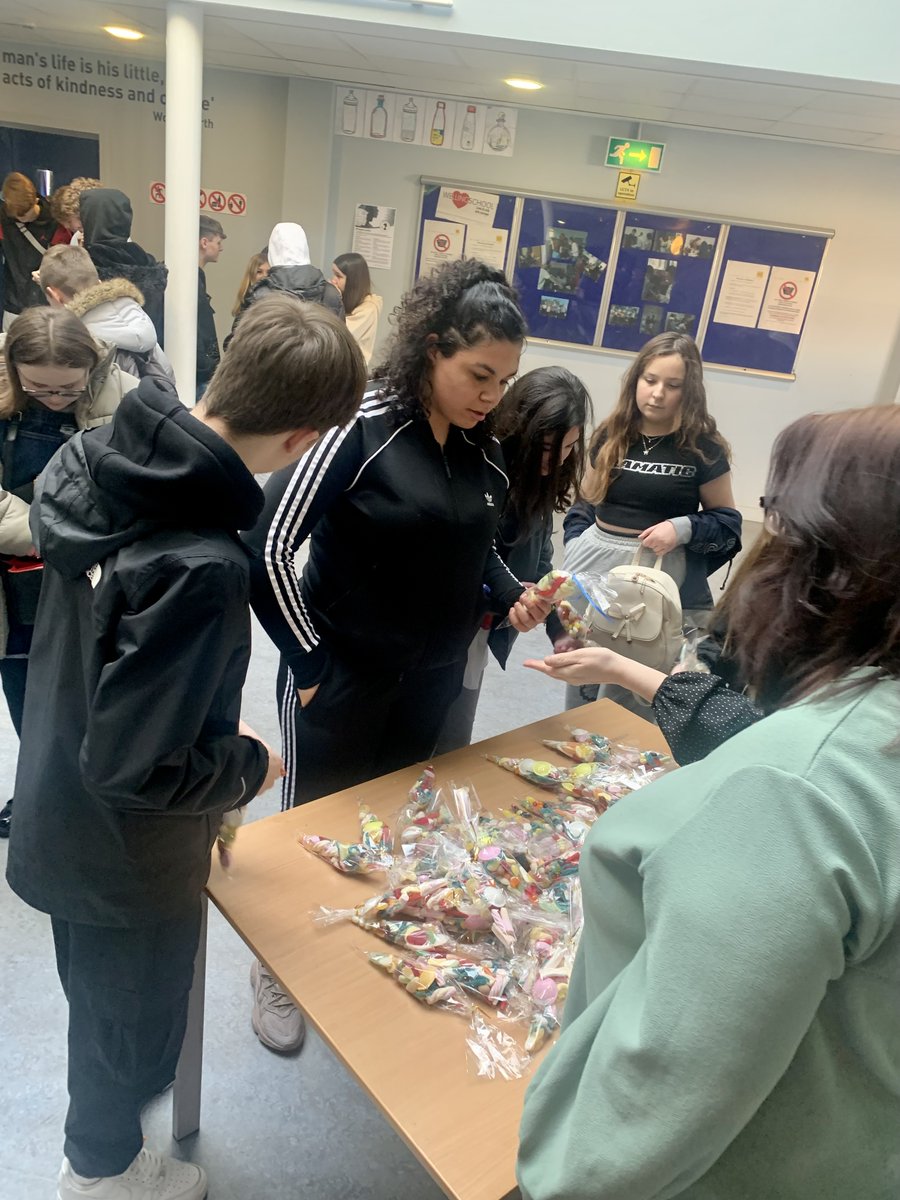 Welling School tweet media