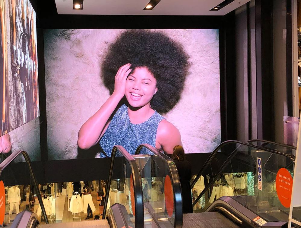 scanliteltd's tweet photo. Transform your space with our #LED Video Displays. Utilise the empty wall, enhance your reception area to increase walk-ins.
These screens can be used to greet, advertise and draw attention. Digital signage means your signage potential is not limited. 
#videowall #digitalsignage https://t.co/utPQvuPLP7