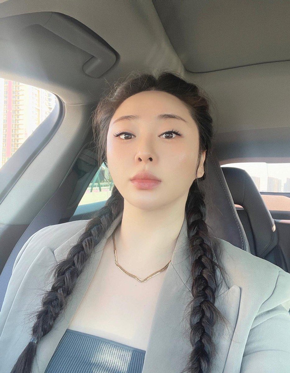 Going to Yunlai is a dream of rolling drama in the red dust, the water is deep and the water is shallow, and it is an oriental legend that will never be defeated. #FromWhereIStand #WCW #swag #lookdodia #lookperfeito #looks #Legworkout #Legday #GymMotivation #inspiredaily