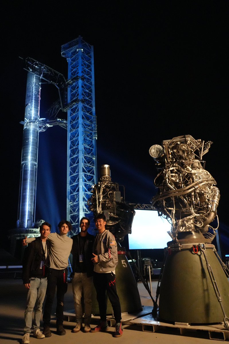 mrlogancool's tweet photo. Event of a lifetime! Can't thank SpaceX and @elonmusk enough for setting up such a cool venue. See you all at the orbital launch! https://t.co/wKpl9rjH2M