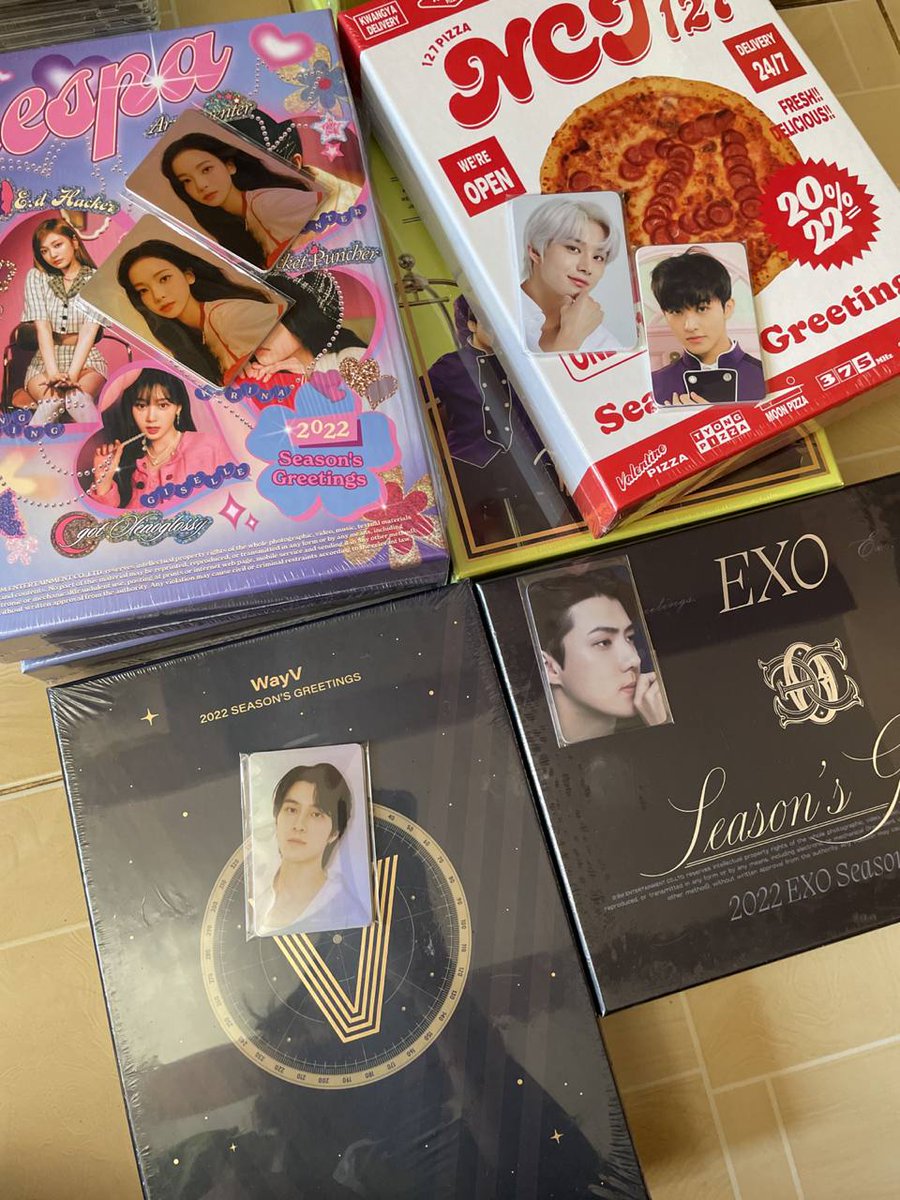 KStanShopPH's tweet photo. #KStanShopUpdates
BTS VOGUE/GQ - first batch 30 pcs only (except JK); yung iba is intransit to ph pa sa kabilang box~
SM SG (Aladdin pa lang) - ktown is intransit din
JEWEL CASE - few are still in transit to ph
RULES: unahin po yung mga nauna umorder unless cbsf~ https://t.co/0YVKxDLAbK