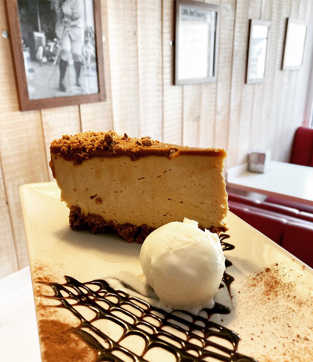 Little Red Rooster tweet media