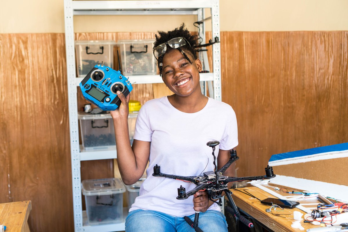 EduCannotWait's tweet photo. On Intl Day of Women &amp; #GirlsinScience, #ECW reaffirms its commitment to reach every crisis-affected girl &amp; ensure their access to quality math+science education. 

Girls dream of becoming astronauts, scientists &amp; doctors, let's make their dreams a reality👩‍🔬🔬!

@UNESCO @UN_Women https://t.co/ZR7ep3TDcN