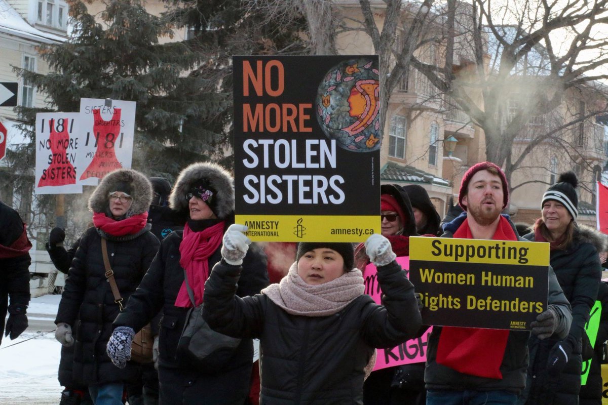 Flashback Friday! In 2019, we marched for Missing and Murdered Indigenous Women and Girls, for each other, and for ourselves. Together, we created the #WomensWave. #nowomanleftbehind #WeWontBackDown #womensmarchyqr fb.watch/b5sk_eBxzy/