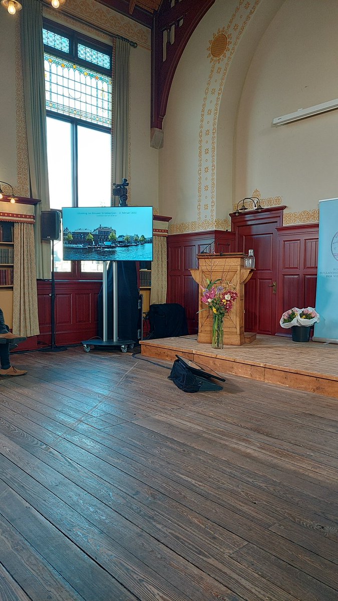 lisakuitert's tweet photo. Op het punt om de Jan Brouwer scriptieprijs 2022 toe te kennen #khmw https://t.co/H85fdiVXWM