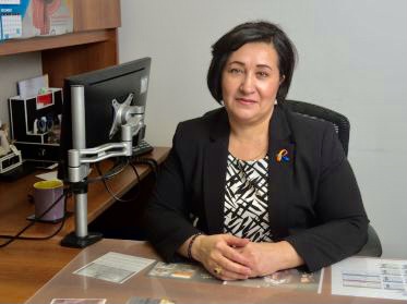 CityofRegina's tweet photo. Since today is International Day of Women and Girls in Science, we wanted to share the story of our manager of roadway preservation, Nigora Yulyakshieva: https://t.co/l0HYgyrFbV 

#WomenInScience #YQR https://t.co/MTqn4OGnAg