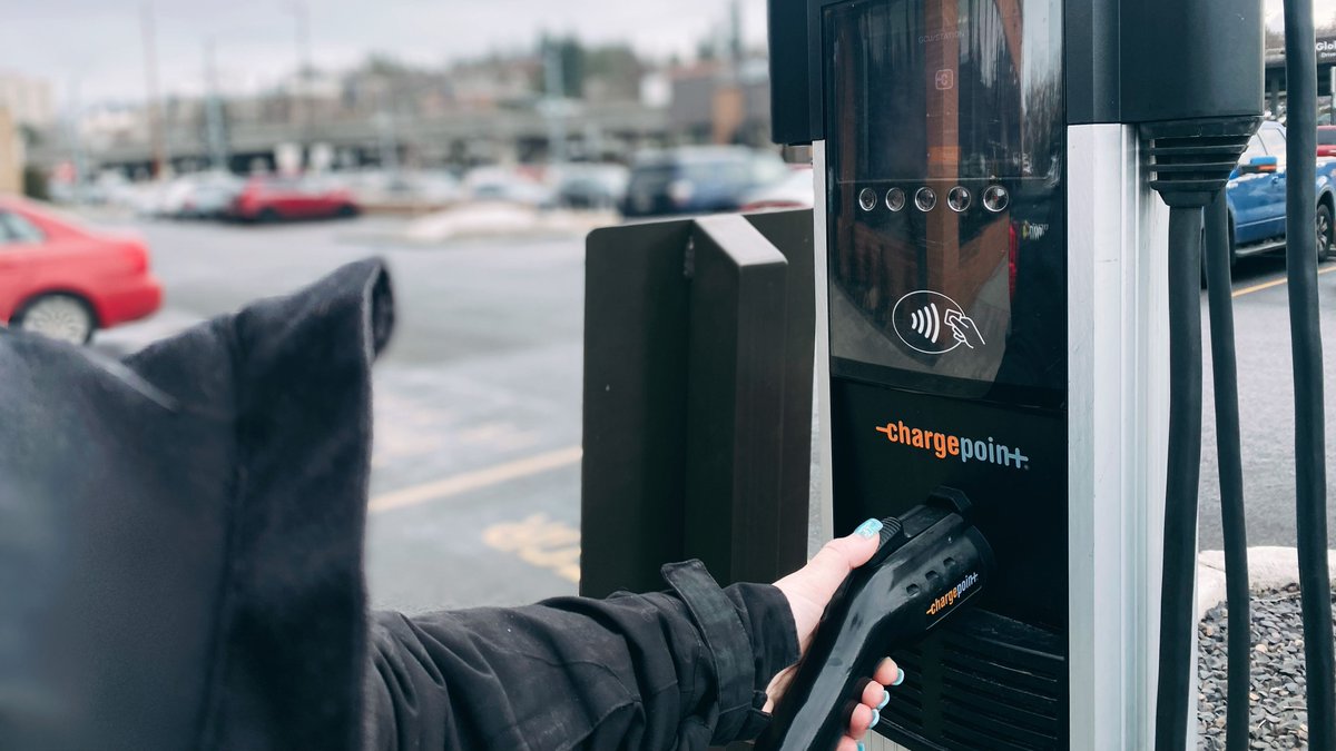 global_cu's tweet photo. Are you interested in saving money on gas? Head over to the Citizens Blog to learn more about saving money by owning a green vehicle.
https://t.co/Fk4vR1Oc5S #CitizensBlog #GoGreen https://t.co/JRzy3RKgmj
