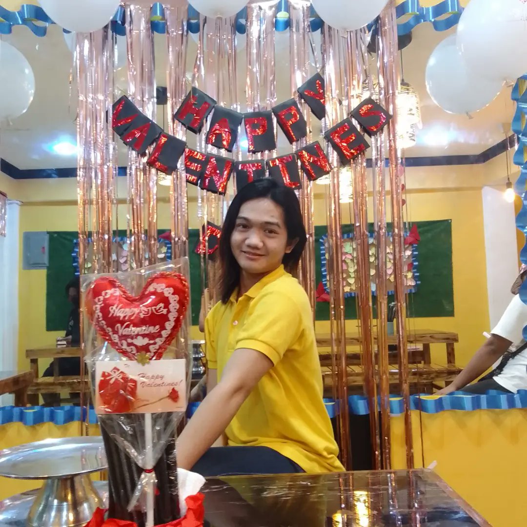 reya_ash's tweet photo. Advanced happy Valentine's Dyan lalong Lalo na sa mga walng jowa dyan like me😓😭 https://t.co/eIjZRVi6Uo