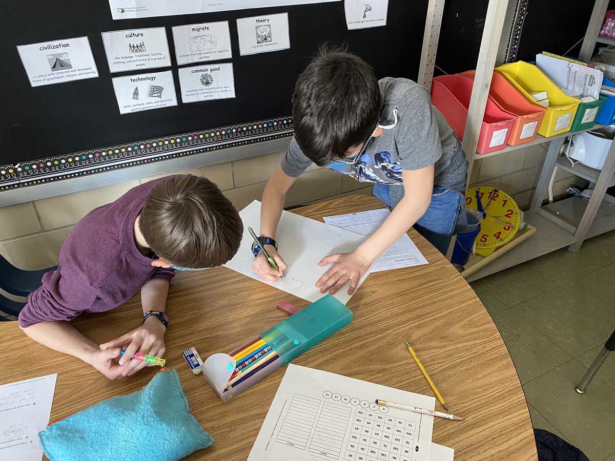 Ss solving Callie’s Cake Pops problems and making posters. <a href="/RodgersForgeES/">Rodgers Forge</a> <a href="/missyfanshaw/">Missy Fanshaw</a>