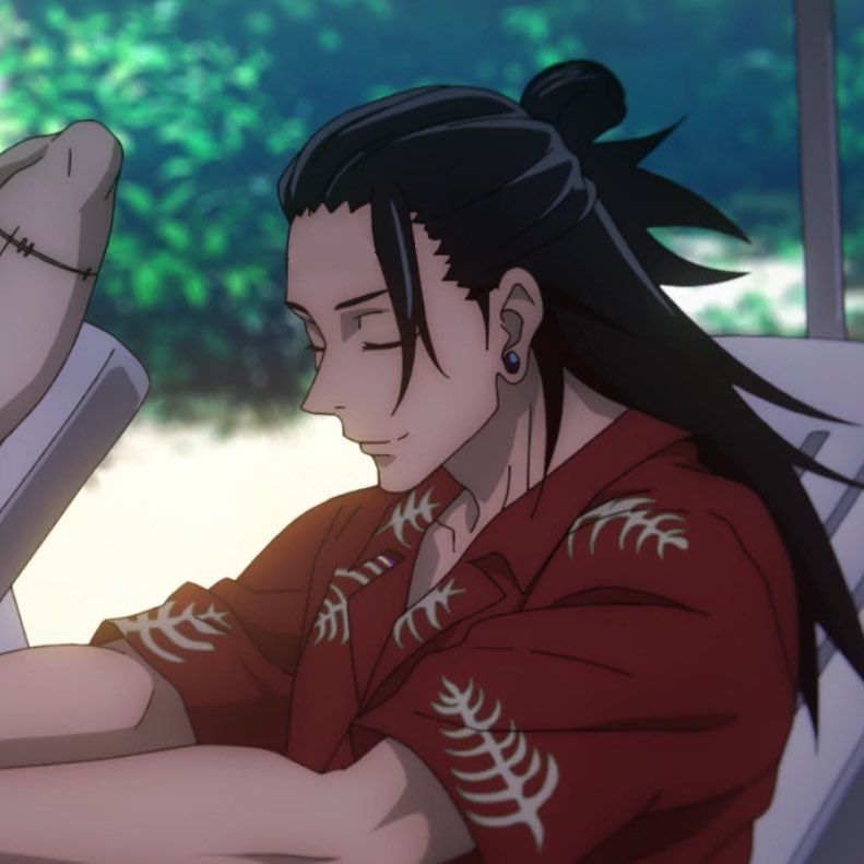 Today's boyfriend of the day is Suguru Geto he belongs to the media Jujutsu Kaisen ! 

▪︎ Please note that this media could be triggering or disturbing to some.