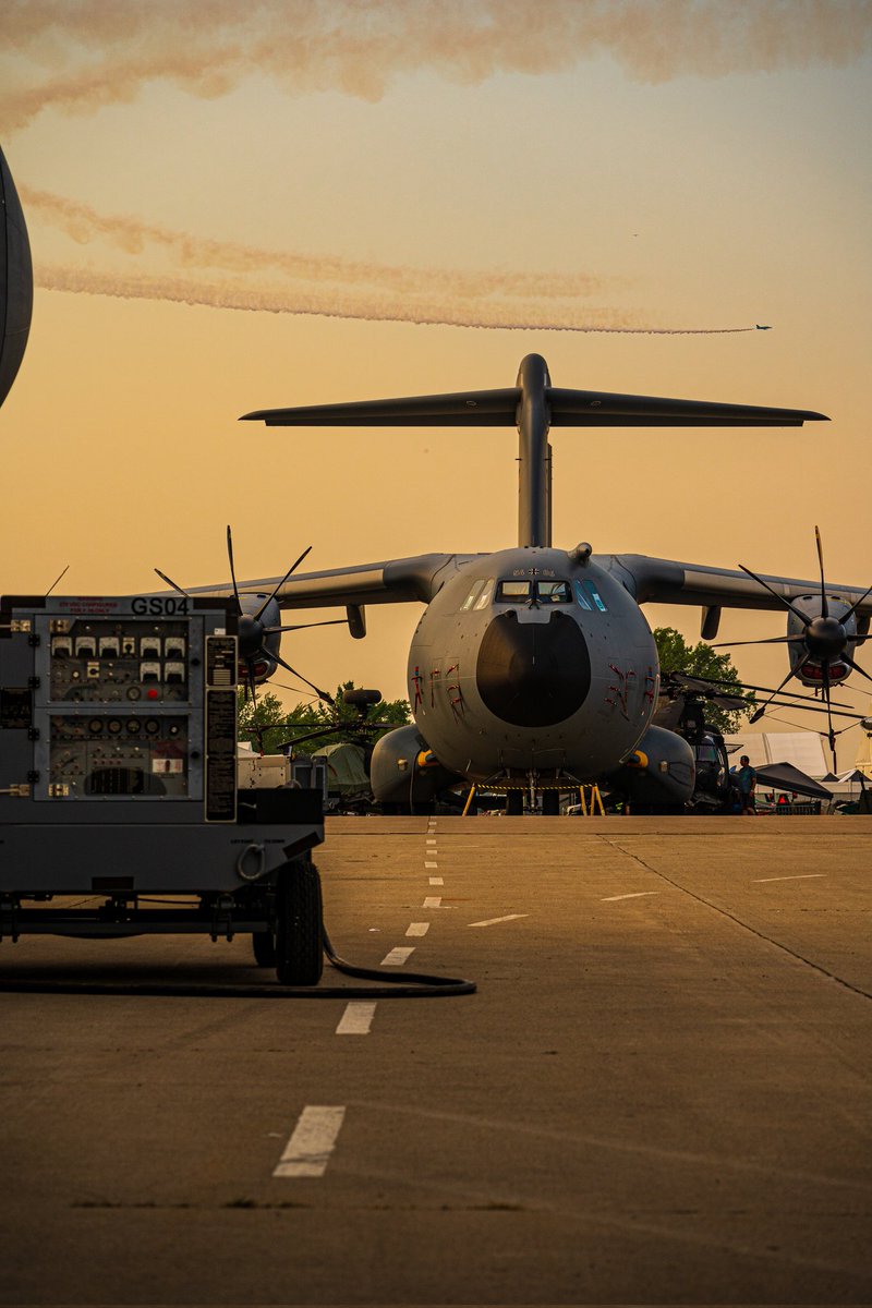 787obsession tweet media