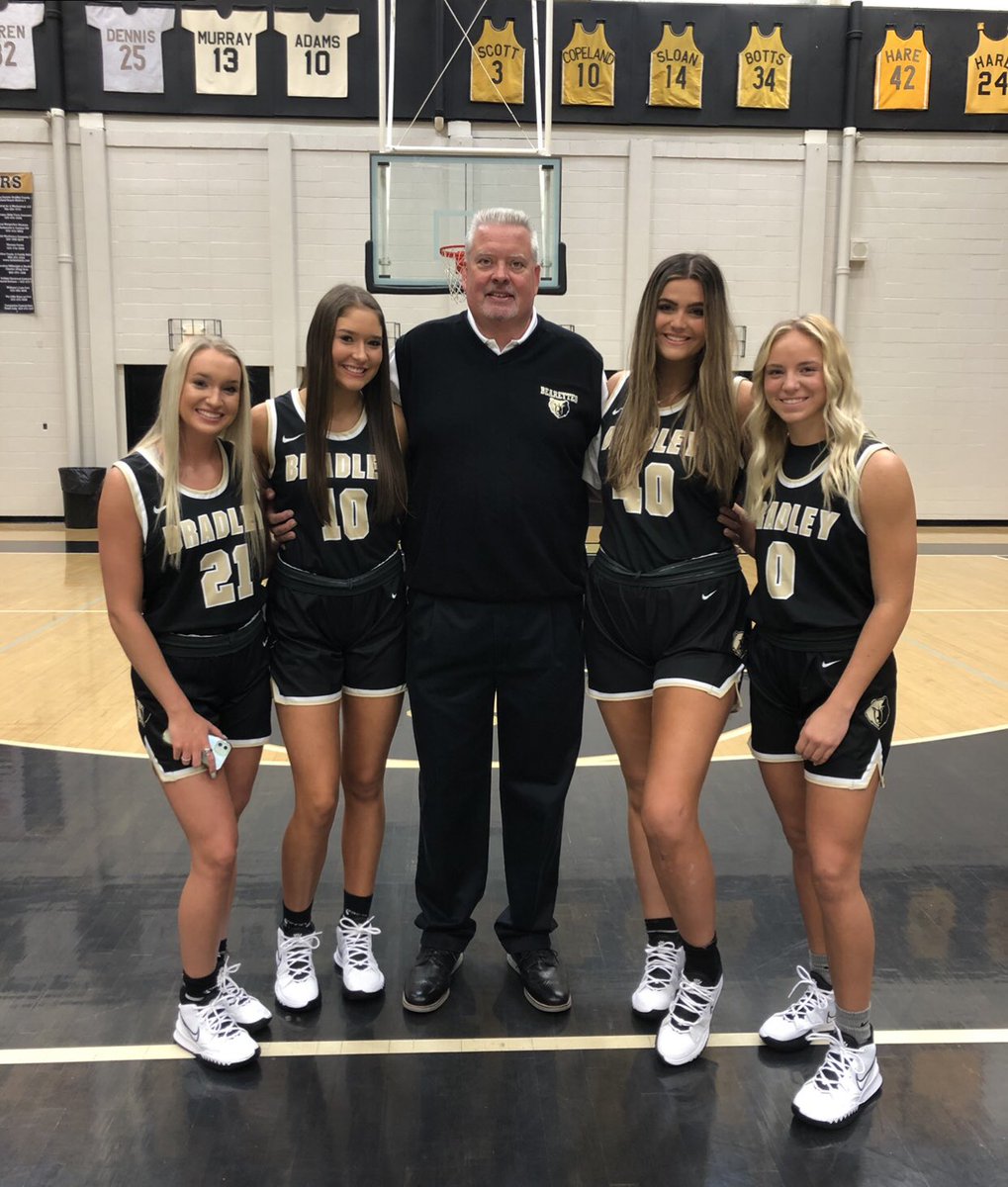 Bradley Bearettes tweet media