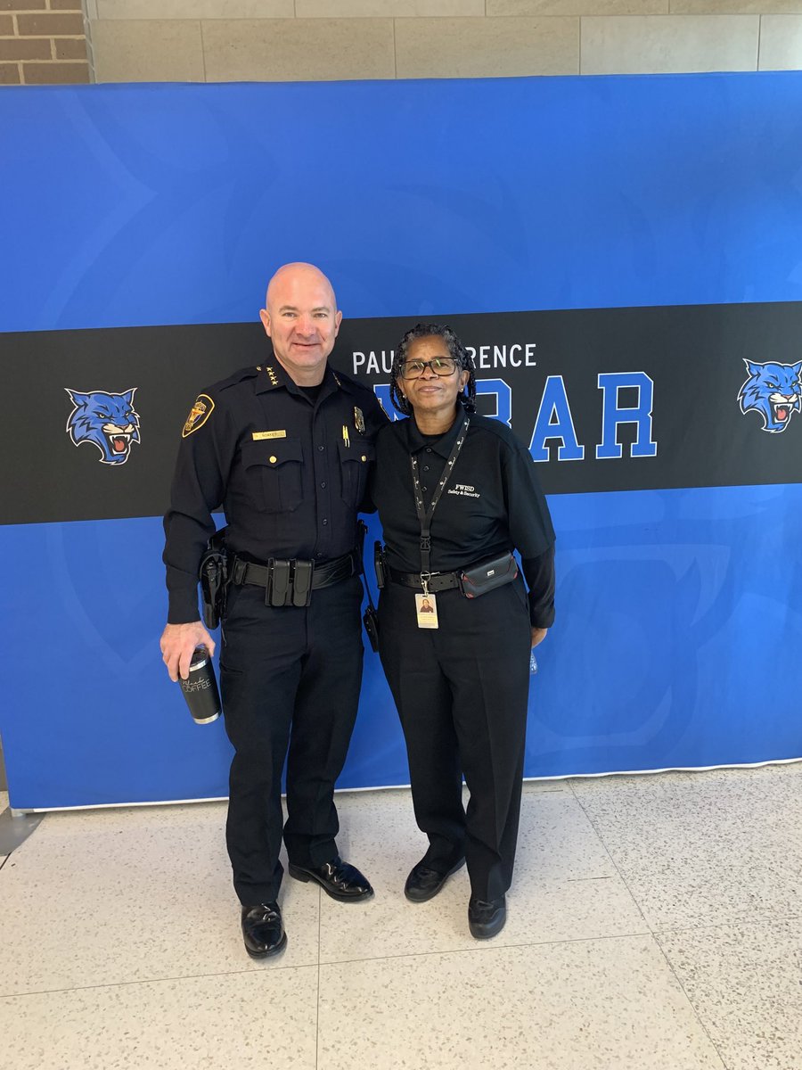 fwpdchiefnoakes's tweet image. Another great breakfast with #DadsOfDunbar! Thanks to @DunbarFWISD alum and former  @NFL CB #AshtonLampkin for giving a positive message to the students today! @OSU_DB6 @AllProDad @FamilyEngagemnt @keithvickery