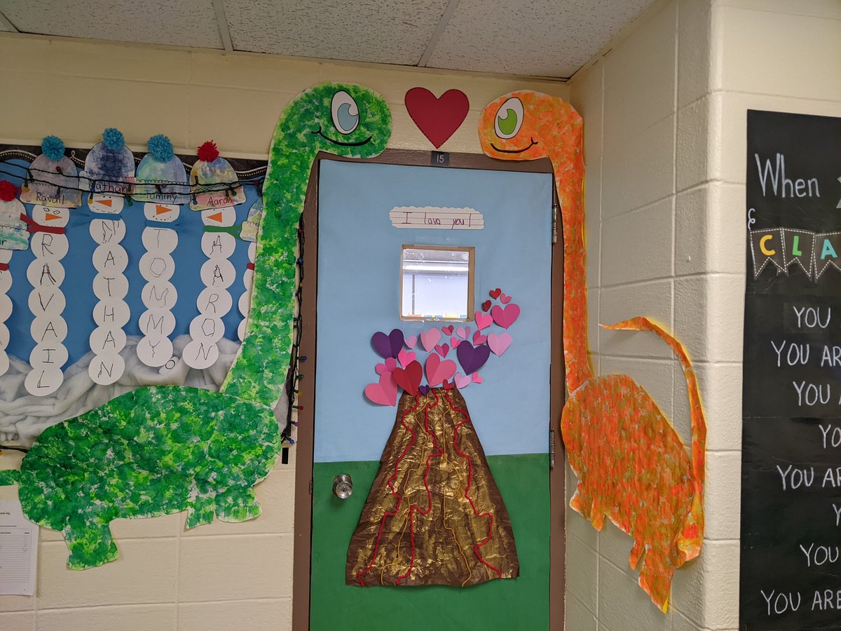 MrsCabreraLP's tweet photo. Our preschool friends @JAdamsSchool put a lot of hard work into their door displays and they are absolutely adorable! @NBTPreschool #ValentinesDay #DoorDecorating #Collaboration #FriendshipBuilding #Love https://t.co/HuIEV5fbPZ
