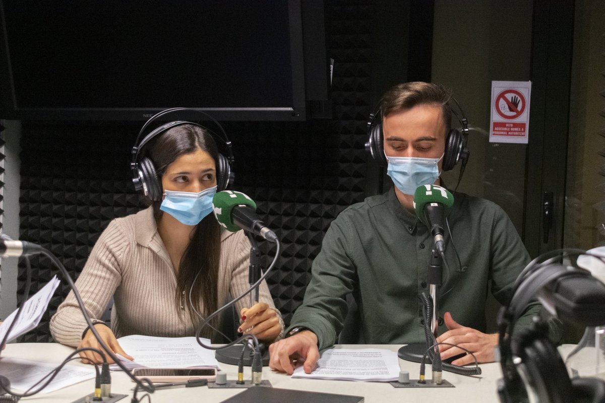 📻 La claraboia / PROGRAMA FINAL 
Magazín de 45 minuts:

🔸 Butlletí informatiu
🔸 Dia Internacional de la Dona i la Nena en la Ciència
🔸 Jocs Olímpics d’hivern
🔸 L’arquitectura hostil
🔸 Sant Valentí
🔸 Els Premis Goya

👉 Curs de Ràdio Generalista amb <a href="/sergi_caballero/">Sergi Caballero</a>.