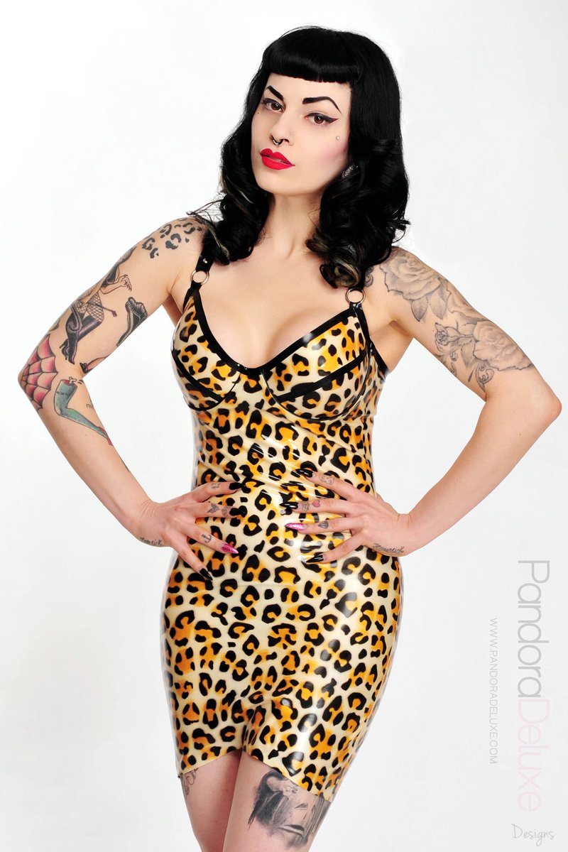 bound2one's tweet photo. Valentines is just around the corner. I'd love to buy this dress!!!
https://t.co/1YjVW7ax2C
Gift cards to missbound2one@gmail.com ๐๐ค๐ and you get thankyou pics!
#singleonvalentines #treatme #pandoradeluxelatex #leopardprint #singlepringle https://t.co/H59KGxAehz